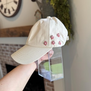 Hand Embroidered Floral Baseball Cap, Flower Baseball Hat, White Floral Hat, Daisies, Ready to Ship