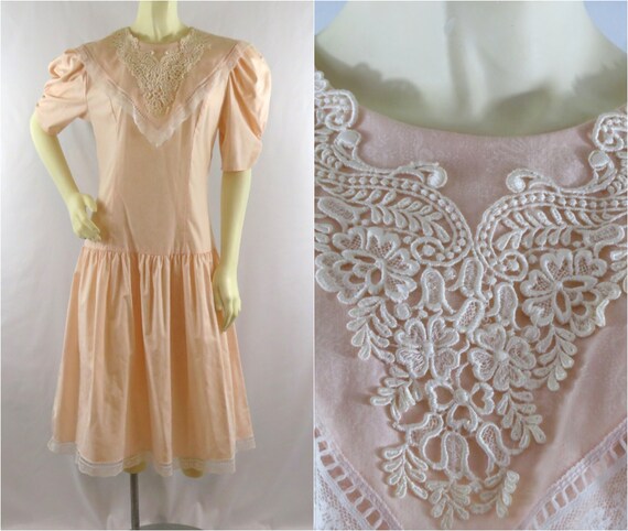 GUNNE SAX | 1980s Dress Peach with White Lace Drop