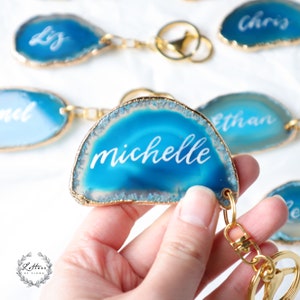 Personalised Sea Blue Key Ring Agate Slice Place Cards with Calligraphy, Wedding Agate Slices, Place Cards, Wedding Decor