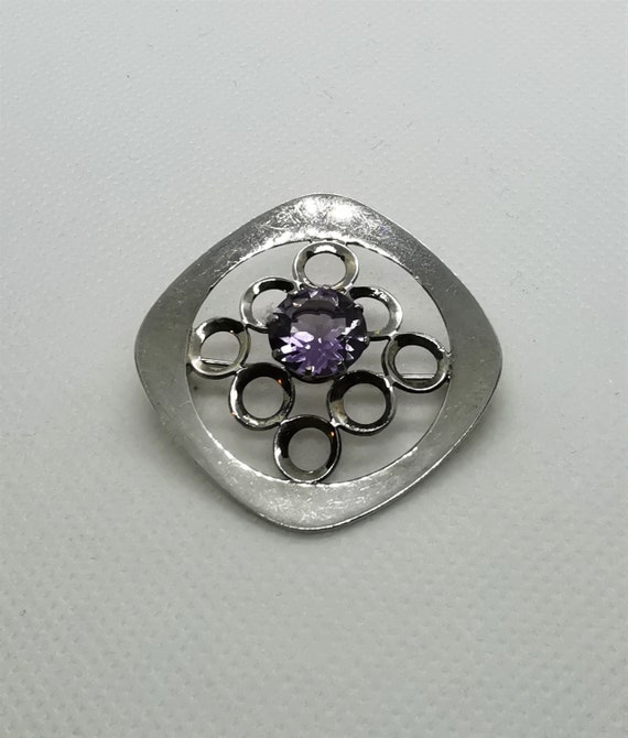 Vintage Beautiful brooch in silver with faceted a… - image 1
