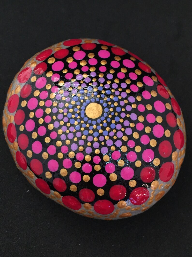 Mandalastein Red gold Dots-paperweight... image 2