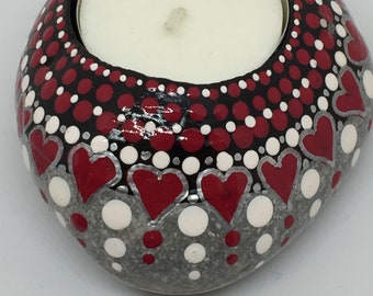 Mandalastein Tea Light holder red hearts