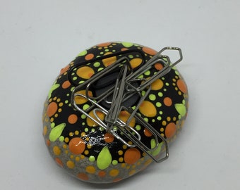 Mandalastein-Magnet for paperclips-Dot Painting orange green