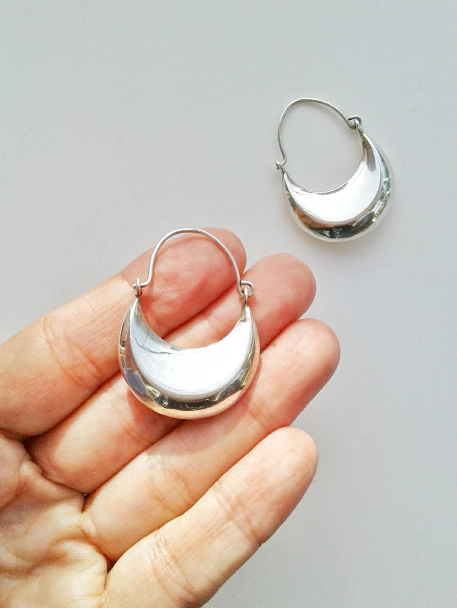 Orecchini A Cerchio Singolo In Argento 925 Opaco NKlaus - Gioielli Minimal Da Donna, Uomo E Bambino, 10 Mm