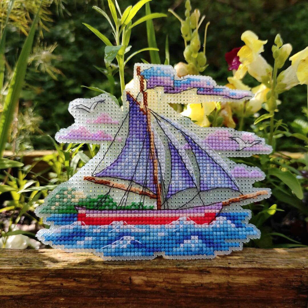 帆船のミニチュアクロスステッチパターンDMCチャート夏の刺繍印刷可能