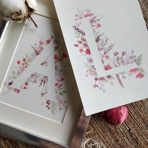 Monograma floral original en acuarela, personalizado para niños, regalo de nacimiento o cumpleaños. Decoración de dormitorio. Letra inicial del nombre.