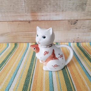 Vintage Cat Creamer - Maneki-neko Creamer