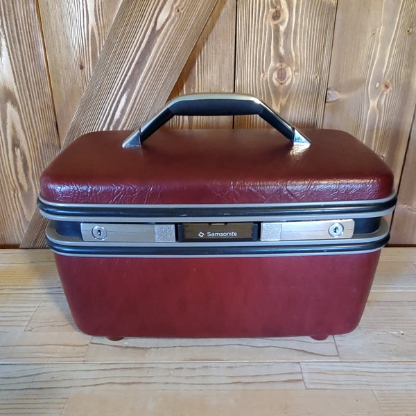 Vintage Samsonite Train Case - Vintage Overnight Case - Vintage Luggage