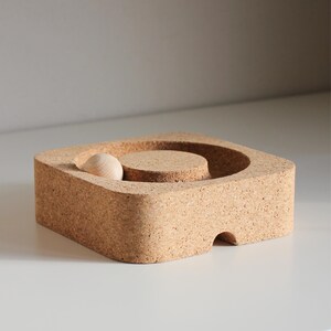 Wood and cork fragrance diffuser with sliding spheres image 3