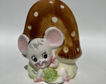 retro 1960s Enesco Missy Mouse napkin holder or office organizer mushroom & mouse figurine E 1165 made in Japan ceramic mushy letter holder