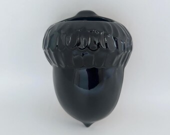 vintage 6 1/4" Frankoma acorn wall pocket in onyx black glaze made in Oklahoma art pottery Frankoma mold 190