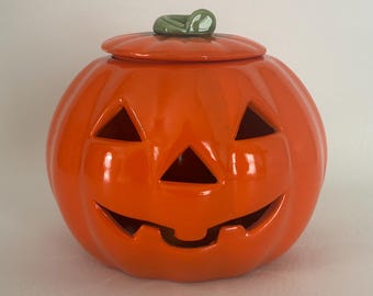 1980's Russ Berrie jack o lantern candle holder with lid vintage Halloween ceramic pumpkin decor