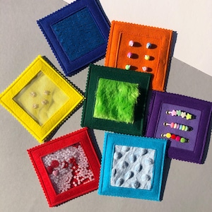 Ich spioniere eine Tasche aus, 7er-Set sensorische Spielzeugtasche, Reisespielzeug für Kleinkinder, sensorische Spiele, Montessori-Spielzeug, taktile sensorische Karten, sensorisches Stoffspielzeug