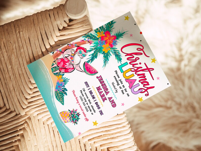 Inbjudan till tropisk julluau: Redigerbar sommartomtefest (digital nedladdning) bild 4