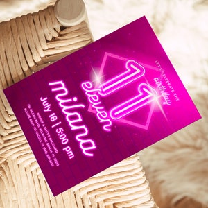 Invito per l'undicesimo compleanno in rosa neon: festa per adolescenti modificabile (download digitale) immagine 4