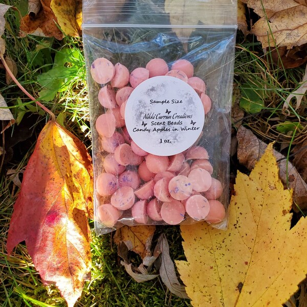 Candy Apples in Winter Scented| 1 oz. Handmade Wax Melt Beads| Strong Scented Fruity Fragrance Wax Melts