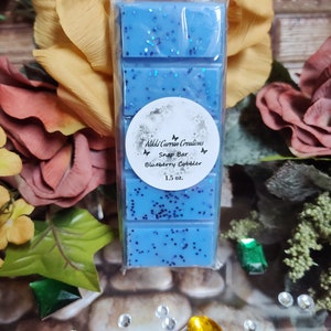 Blueberry Cobbler Scented Wax Melt Snap Bars 1.5 oz. Fruity Fragrance Strong Scented Glitter Wax Melts for Warmer