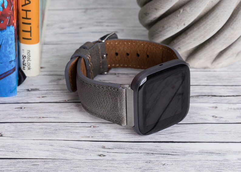 fitbit versa 3 for men