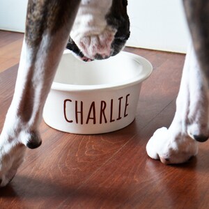 Personalized White Ceramic Dog Bowl with Rim - Custom Pet Dish with Paw Print for Medium to Large Dogs - Stylish and Sturdy