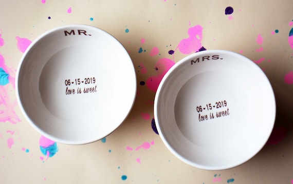 Mr and Mrs Ice Cream Bowl Set - Unique Love is Sweet Wedding Bride and Groom Gift