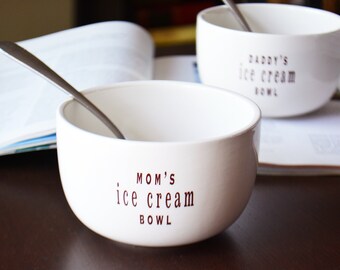 Set of Two Personalized Ice Cream Bowls - Mr and Mrs - Mom and Dad Family Wedding or Anniversary Gift - Large Bowls