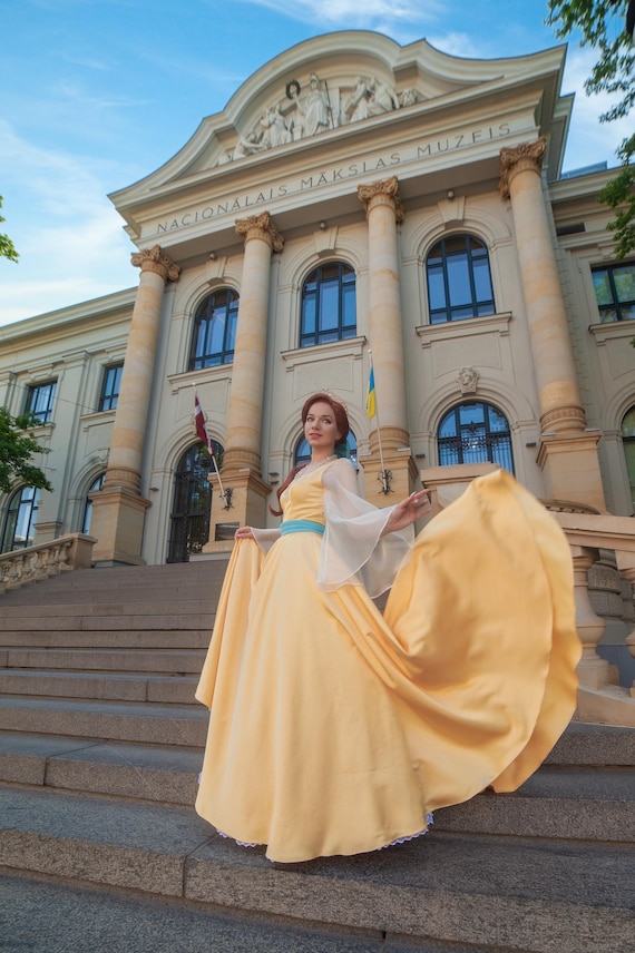 Anastasia handmade cosplay golden dress