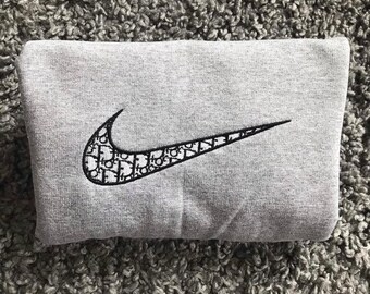 dior nike crewneck