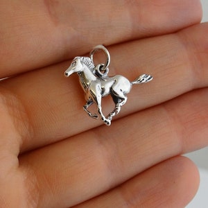 3D Galloping Horse Charm Pendant - 925 Sterling Silver - Wild Equestrian 3 Dimensional Charm 22mm x 15mm