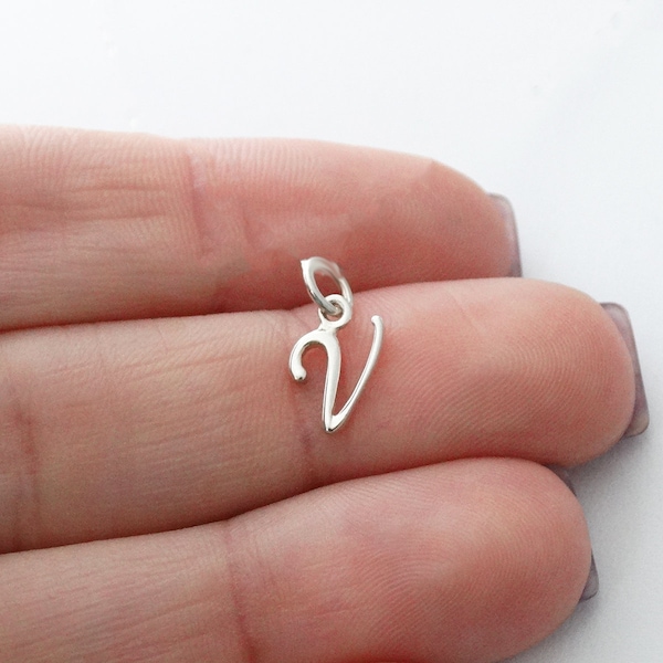 V Letter - Etsy