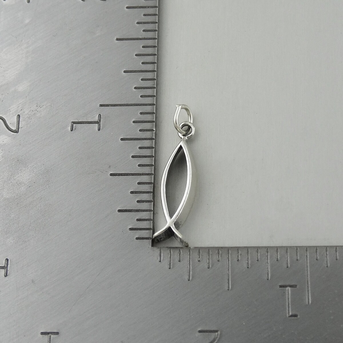 Ichthus 3D Charm Halskette - 925 Sterlingsilber - Christlicher Fisch
