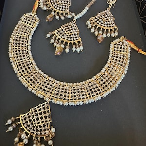 Hyderabadi Zircon Choker Set: Indian Pakistani Gold Jewelry