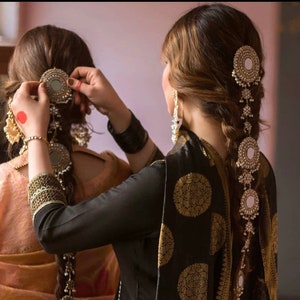 Handcrafted Kundan Hair Braid Jewelry: Gemstone Glamour Braids