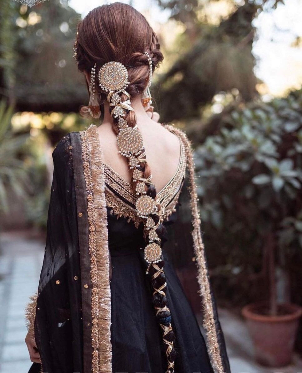 Aditi Rao Sizzled In this Dramatic Black Lehenga By Designer Jayanti Reddy  at Lakme Fashion Week 2017 | India.com