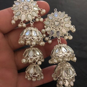 Kundan jewelry, indian jewelry, pakistani jewelry, kundan earrings, jhumka earrings pakistani earrings, indian earrings