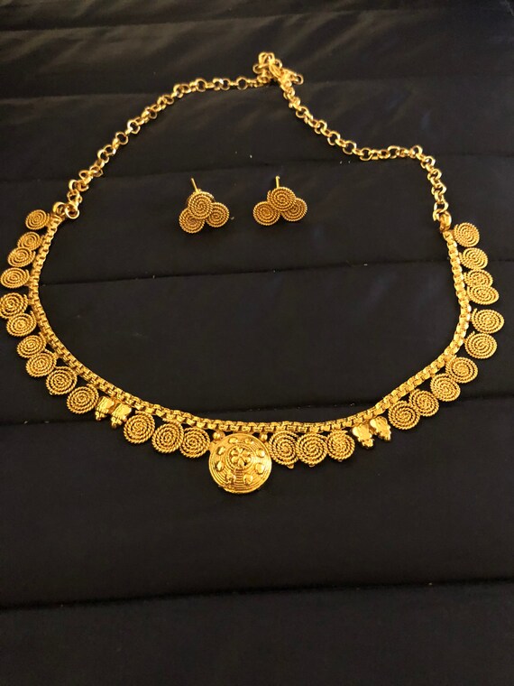 Kanthi gold set deals