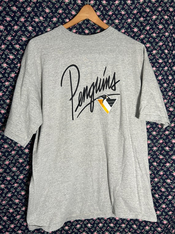 Vintage 90s Pittsburgh Penguins Tshirt