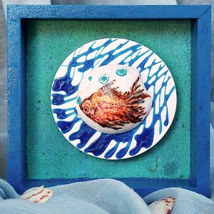 貝殻を使った魚のアート：海の子供部屋の装飾、貝殻で描いたシャドーボックス