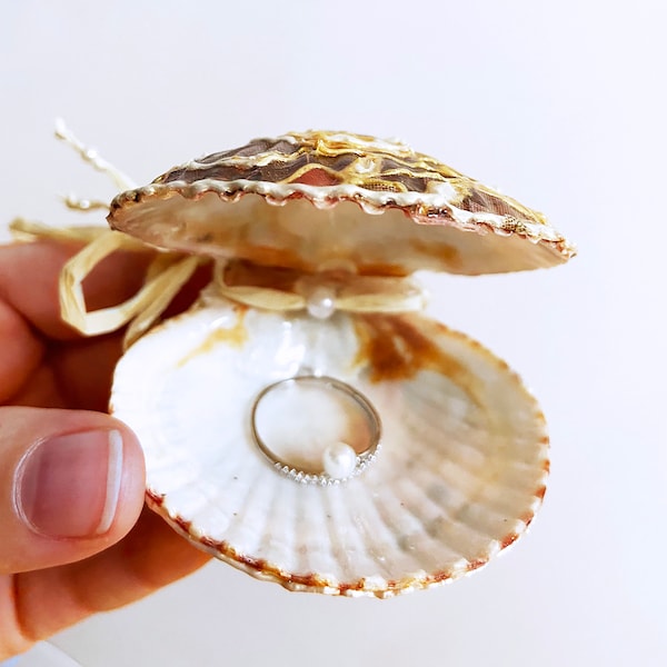 Wedding Ring Bearer Box\Engagement Shell Ring Box\Wedding Seashell Ring Holder\Proposal Seashell Ring Box\Shell Jewelry Box\Ring Bearer Gift