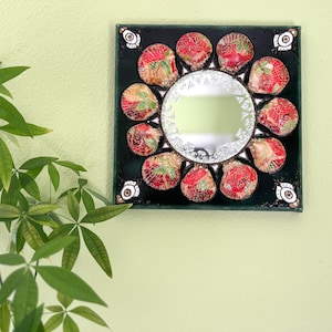 10"х10"Handmade Seashell Mirror: Small Round Decorative Wall Art