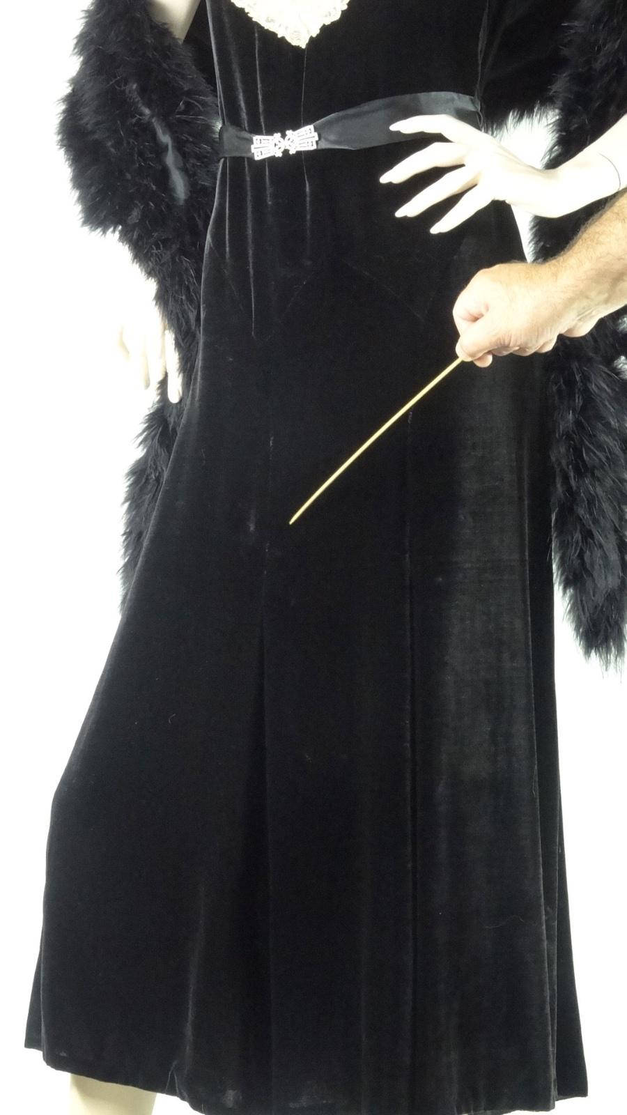 1930s Black Silk Velvet Bias Cut Evening Dress Tambour Lace Bodice Sz 6 ...