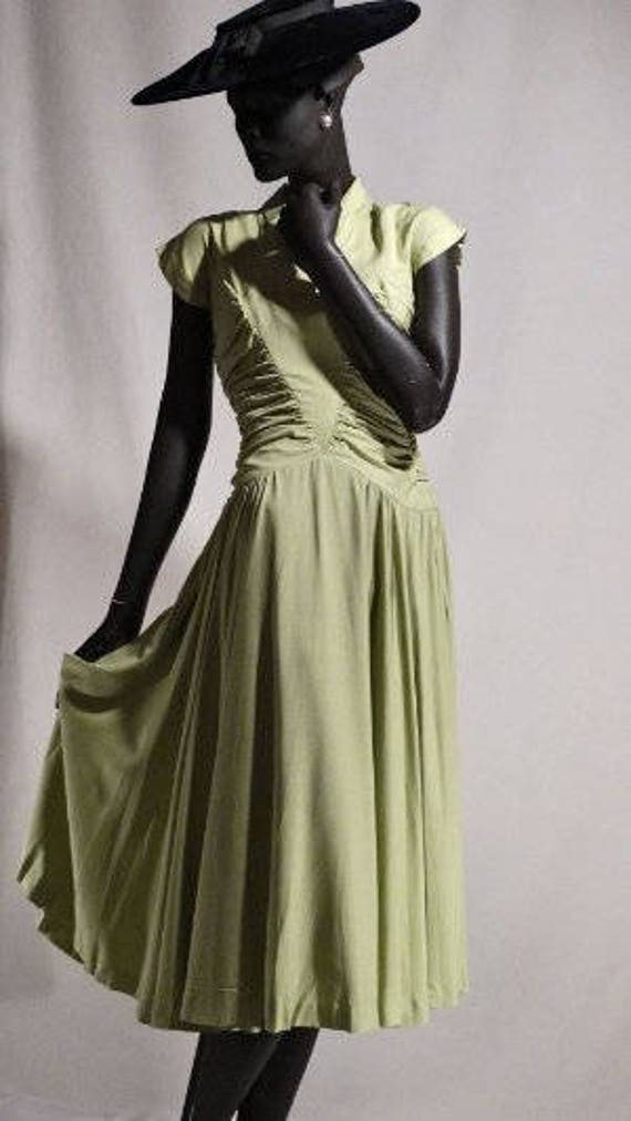 1940s Dress Soft Chartreuse Green Rayon Silk Full… - image 7