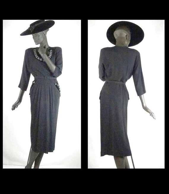 1940s Black belted rayon evening dress with beadi… - image 1