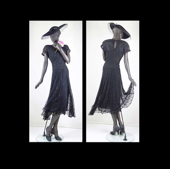 1930s or 1940s Black Lace Deco Evening Dress with… - image 1