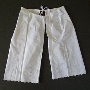 Victorian white cotton unused embroidered cotton bloomers 21387 image 1