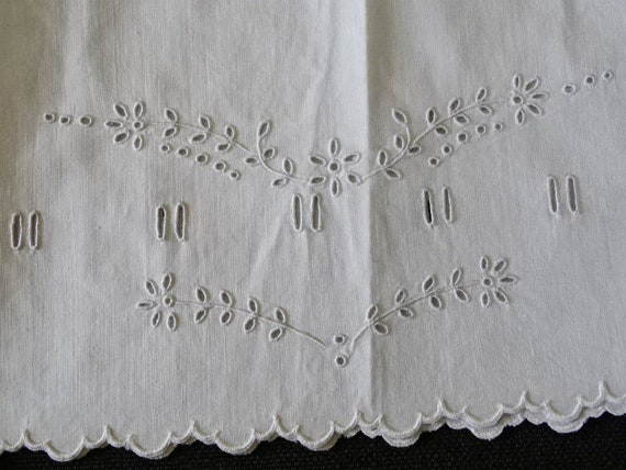 Victorian white cotton unused embroidered cotton … - image 2