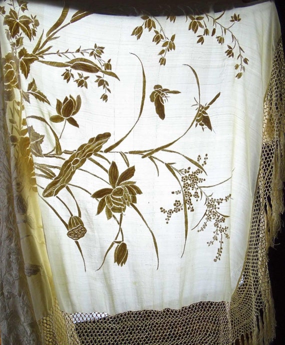 Victorian Cream Silk Wedding or Formal Shawl Embr… - image 8