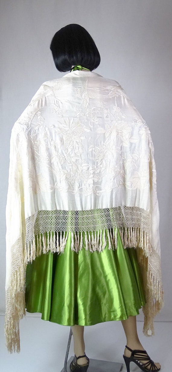 Victorian Cream Silk Wedding or Formal Shawl Embr… - image 10