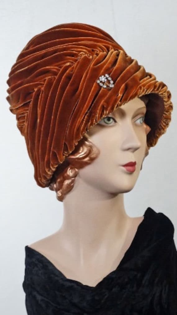 1950s Turban Hat Burnt Orange Swirled Velvet Cecile NY  display picture 2