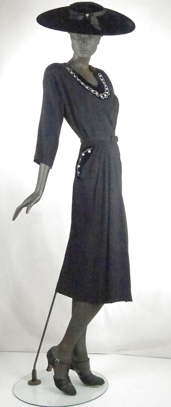 1940s Black belted rayon evening dress with beadi… - image 2