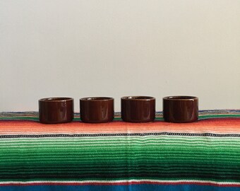 Set of 4 ceramic mugs